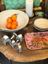 Zebre zebra ceramique par Lizo Nqosino